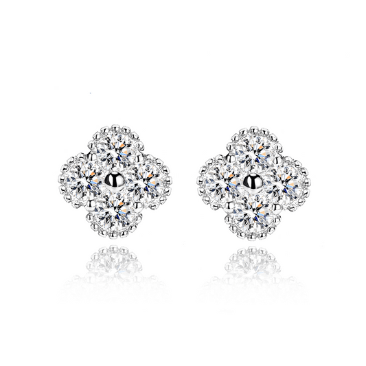 Fortuna Clover Moissanite Stud Earrings