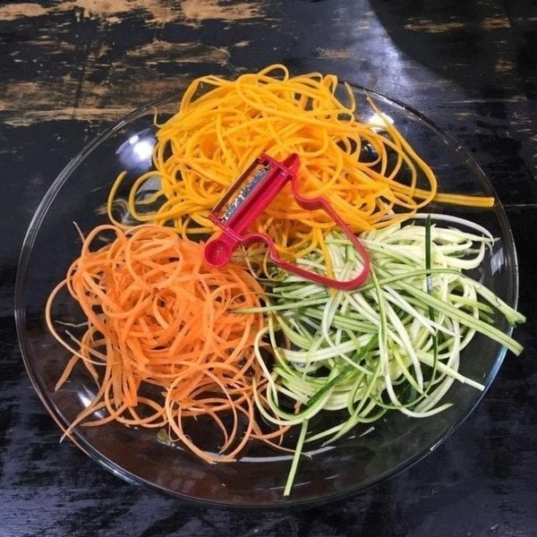 (✨Summer Sale✨-48% OFF)Upgraded Vegetable Peeler For Potato Fruit Set of 3(BUY 2 GET 1 FREE NOW)